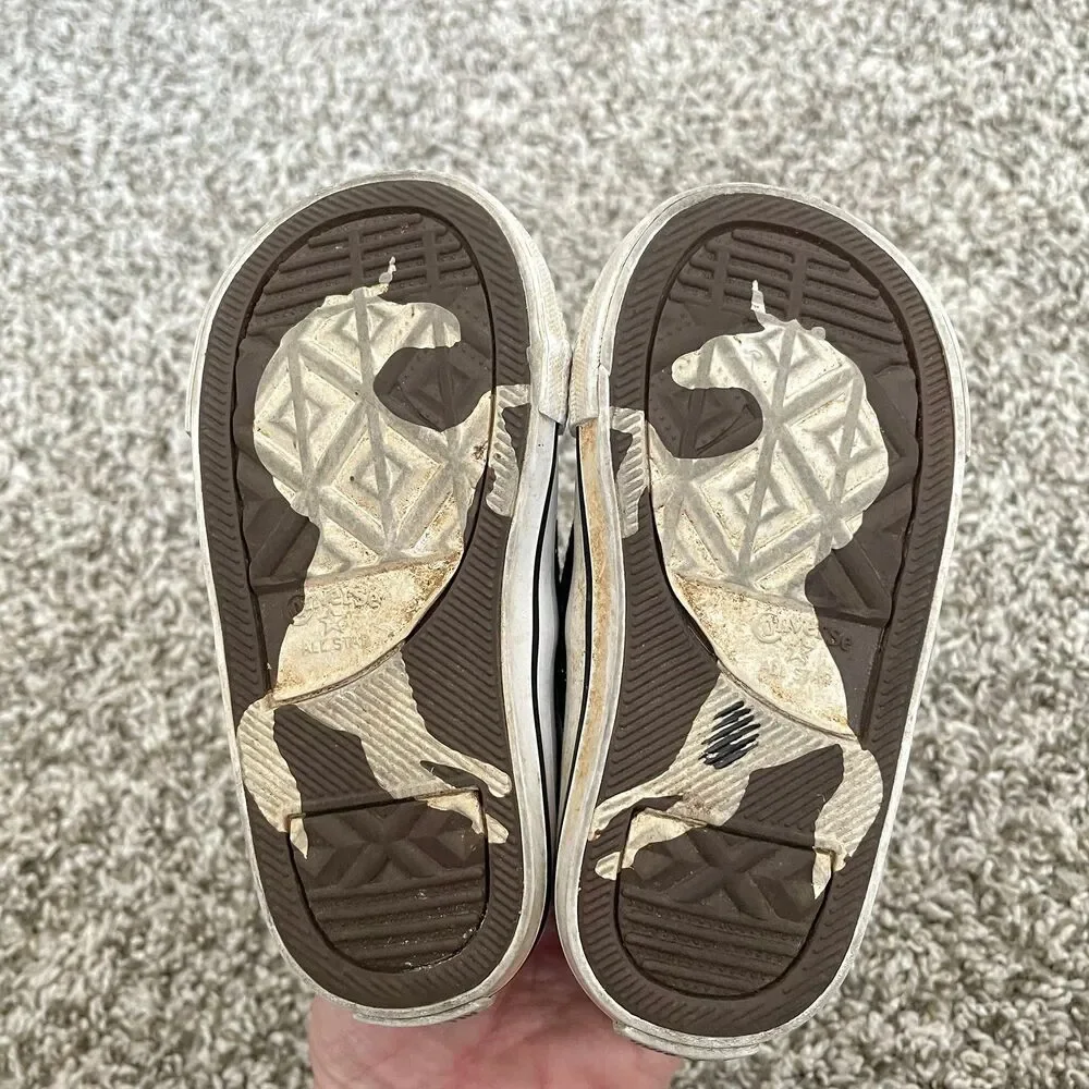 Size 6 / Toddler Girl Unicorn Converse
